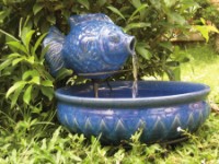 Solar Fish Fountain - Glazed Blue